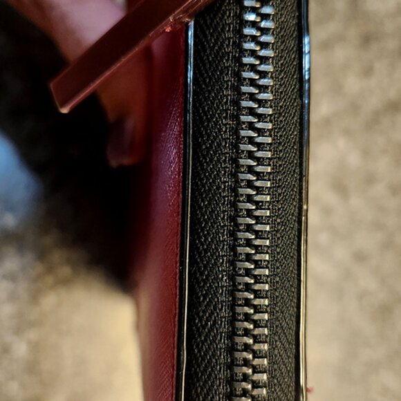 Kate Spade Zip Wallet - Metallic Pink - Like New - Picture 9 of 11